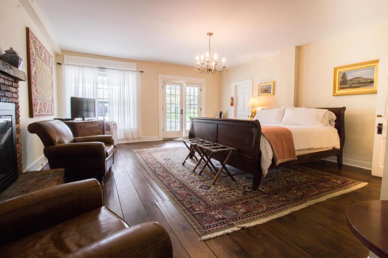 Kedron Valley Inn Вудсток Экстерьер фото